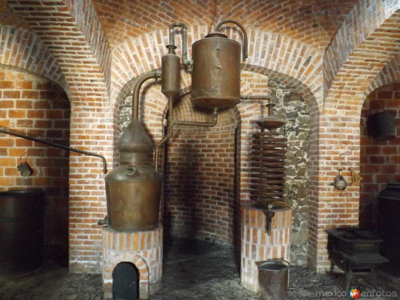 Fotos de Corralejo, Guanajuato: Destiladoras de cobre, ex-hacienda Corralejo. Noviembre/2012