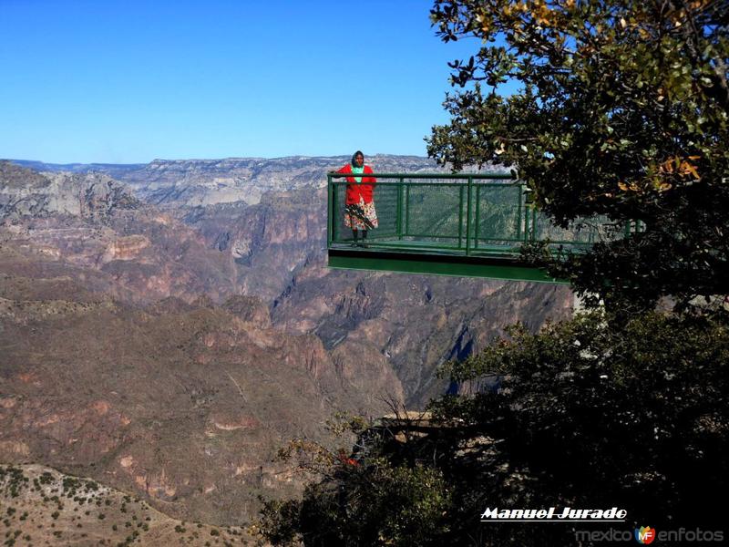 Fotos de Sierra Tarahumara, Chihuahua: Mujer Rarámuri en Barrancas del Cobre