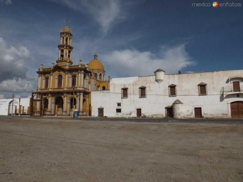 Fotos de San Antonio Limón, Veracruz: Original templo de San Antonio Limón. Julio/2013