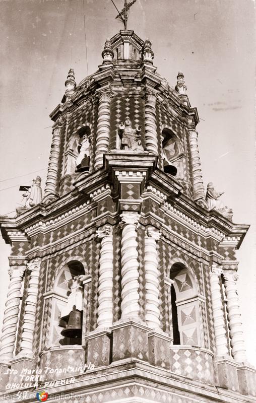 Fotos de Santa María Tonantzintla, Puebla: Campanario del templo de Santa María Tonantzintla