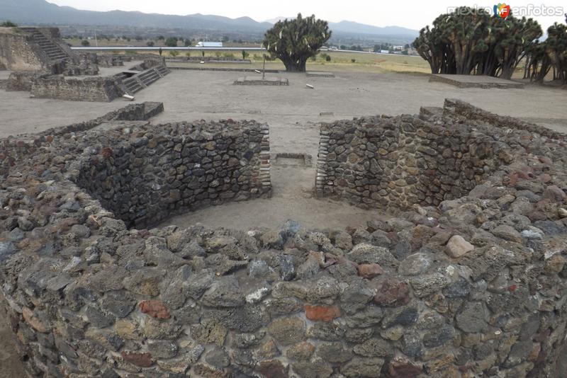 Fotos de Tecoaque, Tlaxcala: Adoratorio y plazuela de Tecoaque. Marzo/2014