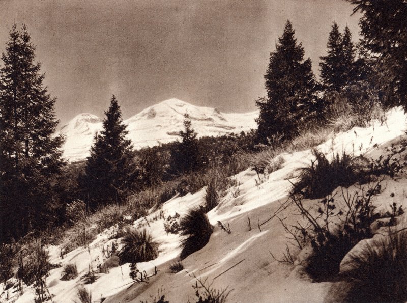 Fotos de Parque Nacional Iztaccíhuatl Popocatépetl, Puebla: Volcán Iztaccíhuatl (circa 1920)