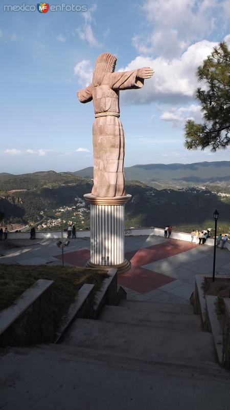 Fotos de Taxco, Guerrero: Mirador del Cristo. Julio/2014