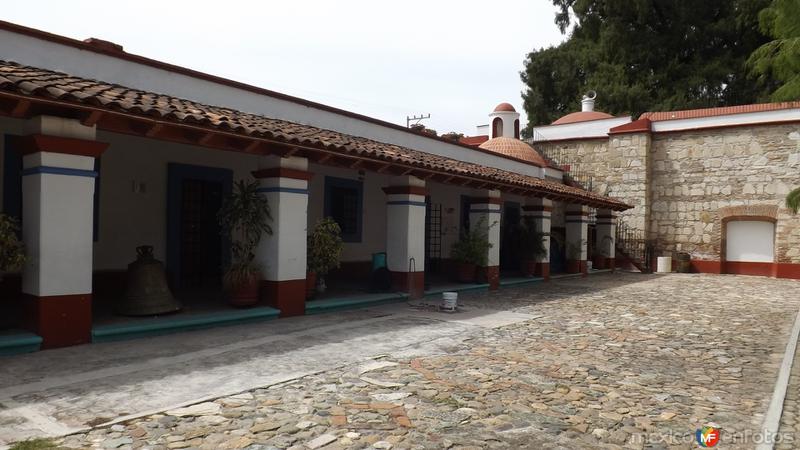 Fotos de Santa María Del Tule, Oaxaca: Templo de Santa María del Tule. Julio/2014