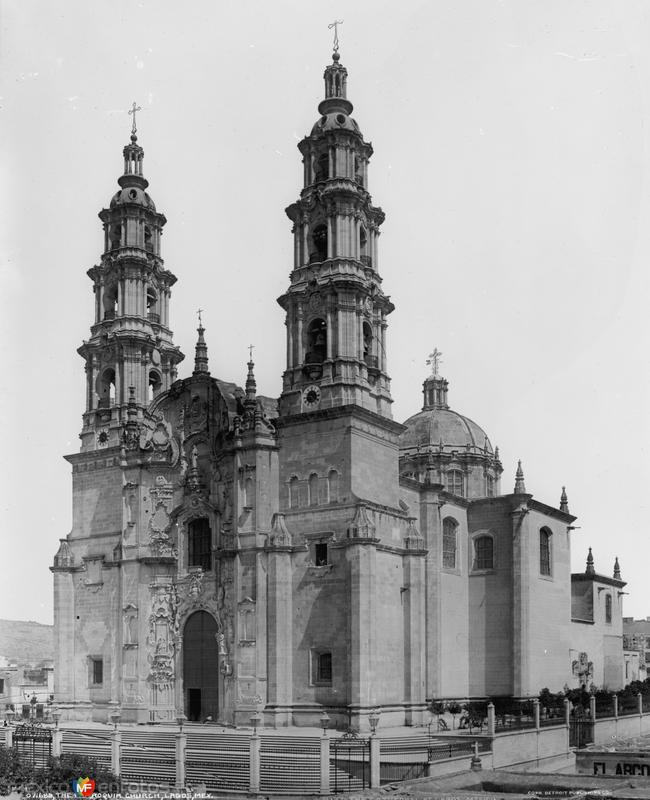 Fotos de Lagos De Moreno, Jalisco: Catedral de Lagos (por William Henry Jackson, c. 1905)