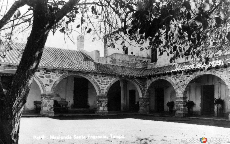 Fotos de Hidalgo, Tamaulipas: Hacienda de Santa Engracia: Patio