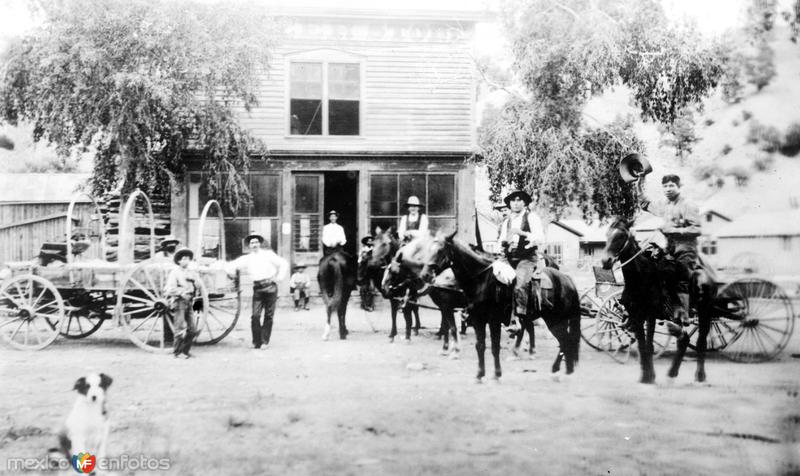 Fotos de Colonia Juárez, Chihuahua: Tienda mormona (Bain News Service, c. 1915)