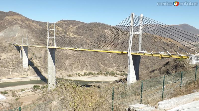 Fotos de Tula Del Río, Guerrero: Puente Mezcala en la autopista del Sol. Marzo/2015