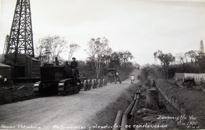 Fotos de Zacamixtle, Veracruz: REGION PETROLERA ESCENA COTIDIANA EN 1920