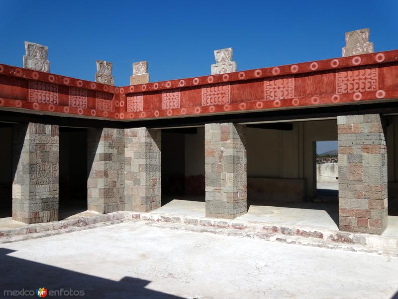 Fotos de Teotihuacán, México: Patio de los Pilares, en el Palacio de Quetzalpapálotl