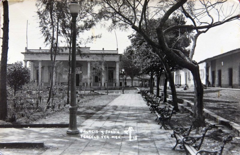 Fotos de Teocelo, Veracruz: PALACIO Y JARDIN