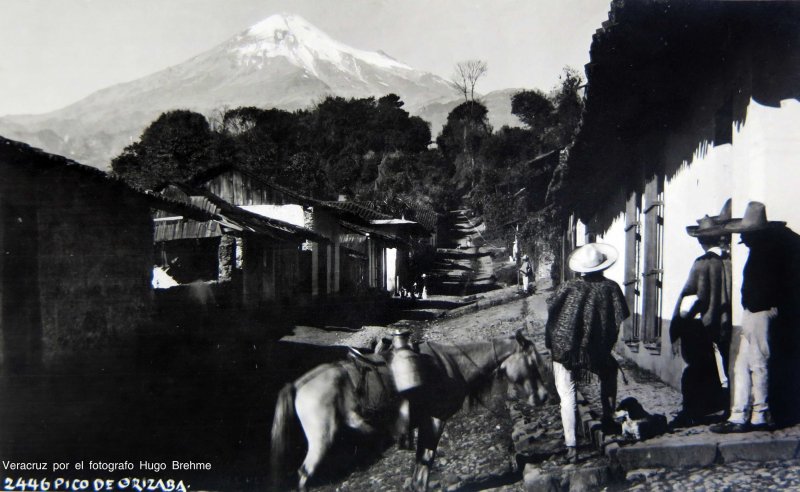 Fotos de Coscomatepec, Veracruz: El Pico de Orizaba por el fotografo Hugo Brehme