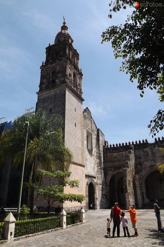 Fotos de Cuernavaca, Morelos: Catedral y capilla abierta. Septiembre/2015