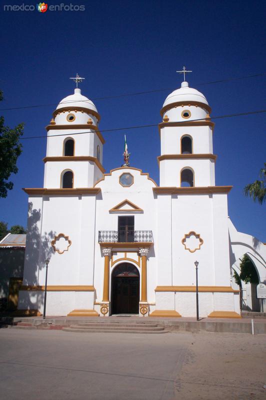 Fotos de Ures, Sonora: Iglesia de San Miguel Arcangel