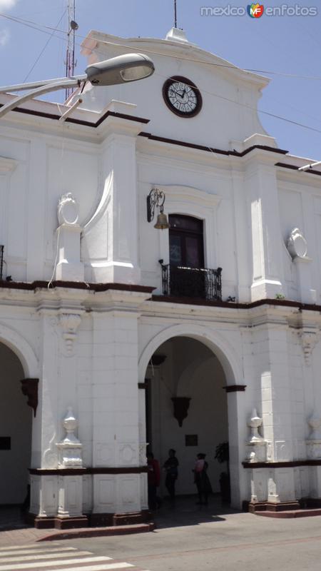 Fotos de Ciudad Hidalgo, Michoacán: Palacio Municipal 2014