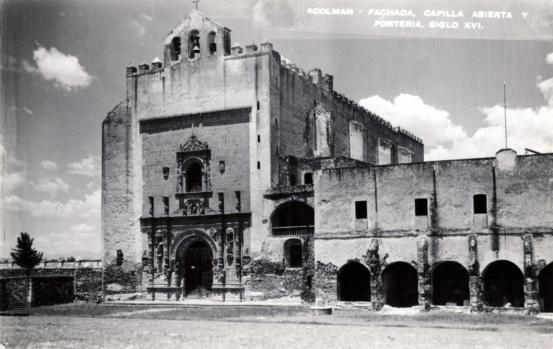 Fotos de Acolman, México: Fachada, capilla abierta y portería del siglo XVI