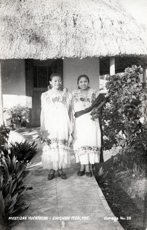 Fotos de Chichén Itzá, Yucatán: Mestizas yucatecas