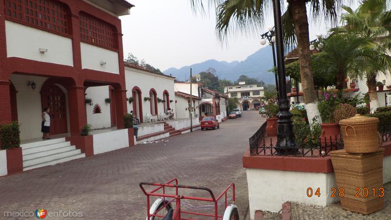 Fotos de Tacotalpa, Tabasco: Una calle de Tapijulapa