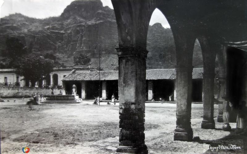 Fotos de Tepoztlán, Morelos: Portales y La plaza