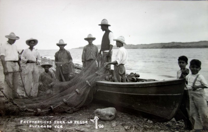 Fotos de Alvarado, Veracruz: Preparativos para la Pesca.