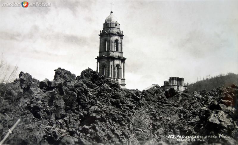 Fotos de Paricutín, Michoacán: Iglesia sepultada parcialmente por el Volcan.