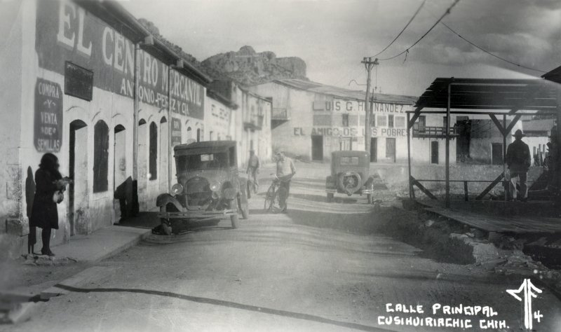 Fotos de Cusihuiriachi, Chihuahua: El Centro Mercantil y Calle Principal