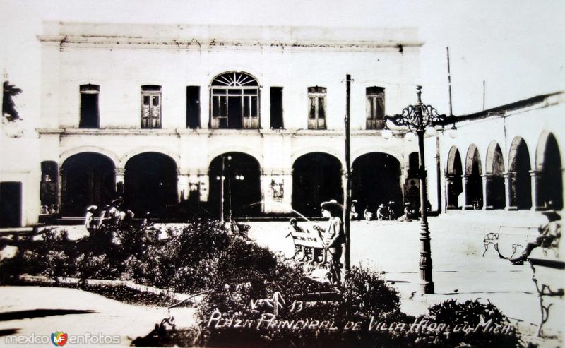 Fotos de Ciudad Hidalgo, Michoacán: La Plaza principal.