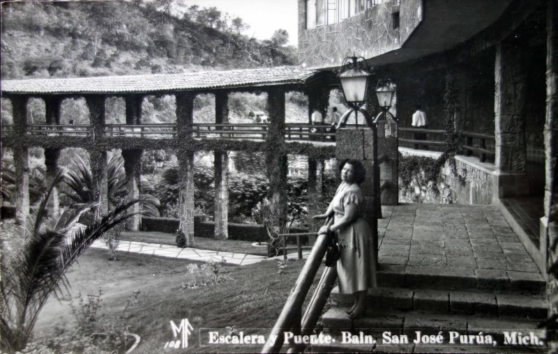 Fotos de Jungapeo, Michoacán: Escalera Puende del Balneario de San Jose Porrua.