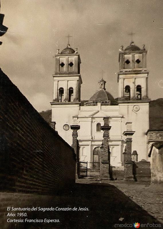 Fotos de Ejutla, Jalisco: El Santuario del Sagrado Corazón en 1950. (Cortesía: Francisco Esparza)