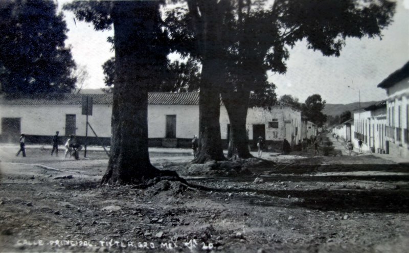 Fotos de Tixtla, Guerrero: Calle principal.