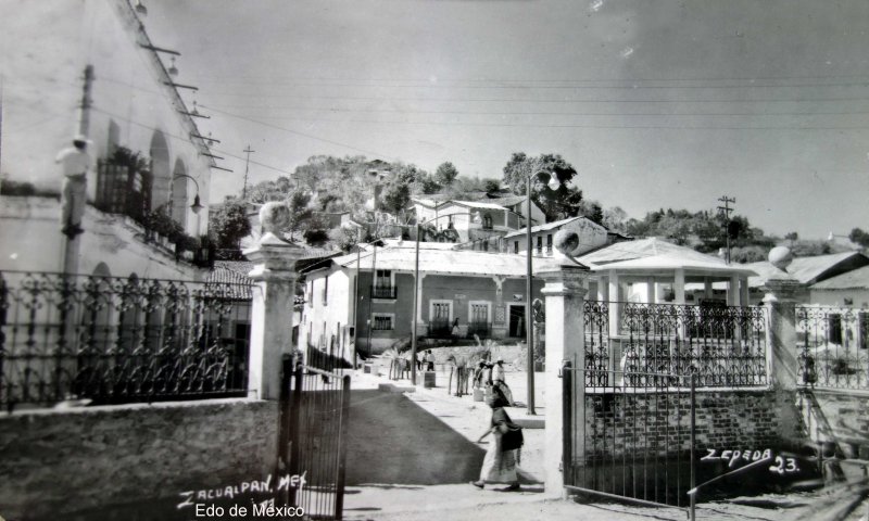 Fotos de Zacualpan, México: Kiosko y plaza.