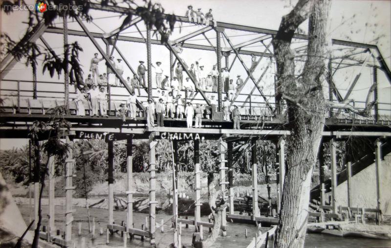 Fotos de Chalma, México: Construccion de un puente.