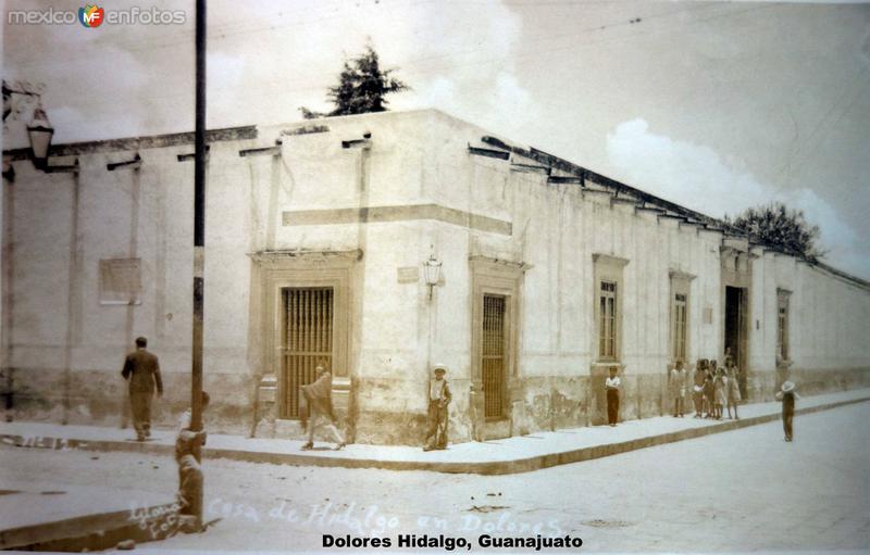 Fotos de Dolores Hidalgo, Guanajuato: Escena callejera.