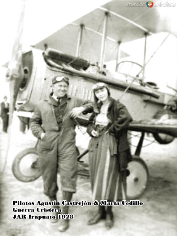 Fotos de Irapuato, Guanajuato: Pilotos Agustín Castrejón & María Cedillo, Guerra Cristera, Irapuato 1928