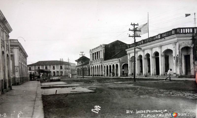 Fotos de Tlacotalpan, Veracruz: Avenida Independencia.