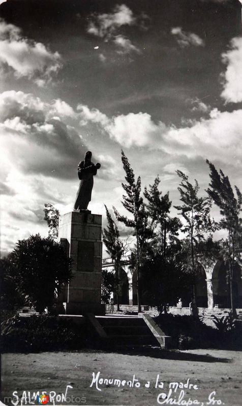 Fotos de Chilapa, Guerrero: Monumento a La madre,