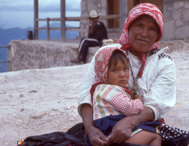 Fotos de Sierra Tarahumara, Chihuahua: Indígenas Tarahumaras (1976)