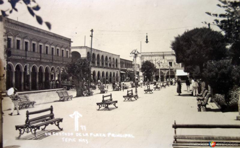 Fotos de Tepic, Nayarit: A un costado de La Plaza principal.