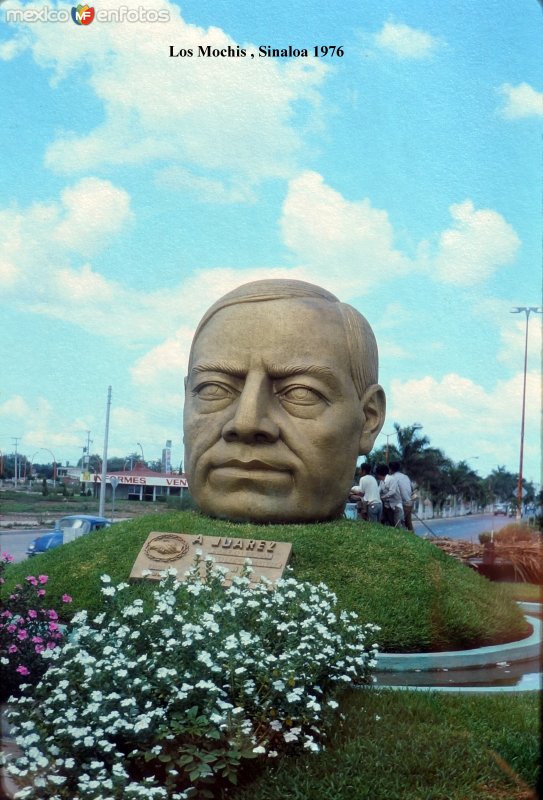 Fotos de Los Mochis, Sinaloa: Mto. a Benito Juarez  1976