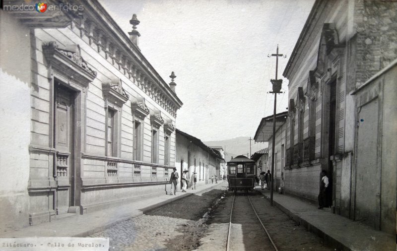 Fotos de Zitácuaro, Michoacán: Calle de Morelos.