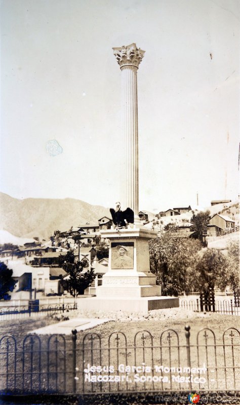 Fotos de Nacozari, Sonora: Monumento a Jesus Garcia.