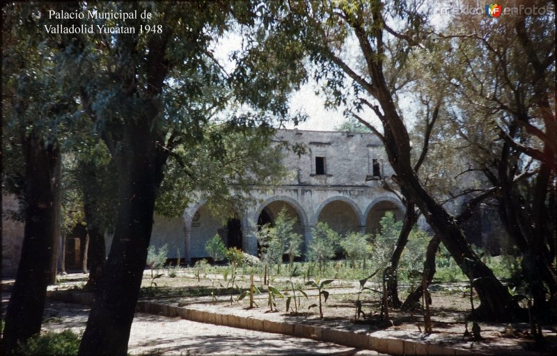 Fotos de Valladolid, Yucatán: Palacio Municipal de Valladolid Yucatan 1948