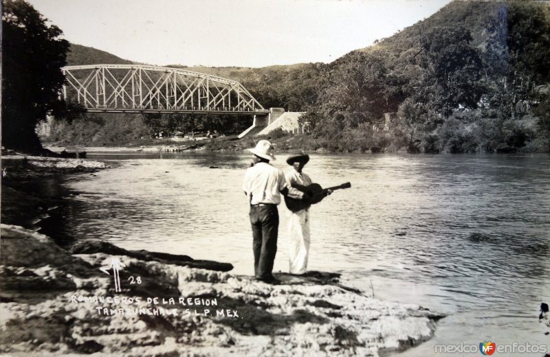 Fotos de Tamazunchale, San Luis Potosí: Romanceros de la region.