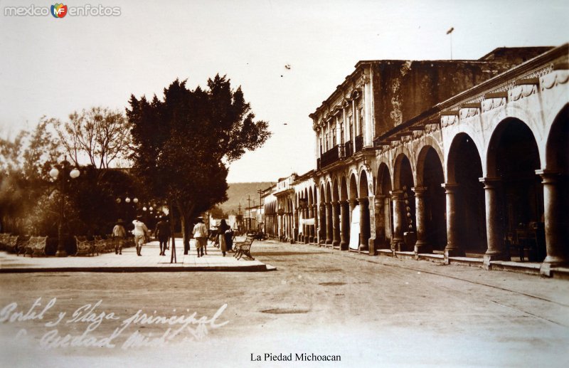 Fotos de La Piedad, Michoacán: Portal Y plaza principal La Piedad, Michoacán.