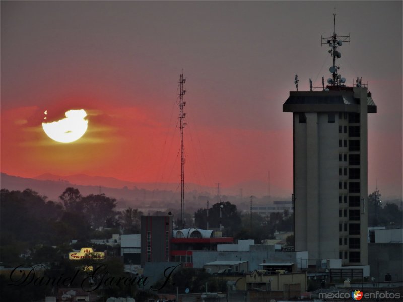 Fotos de Celaya, Guanajuato: Edificio La Torre al ocaso