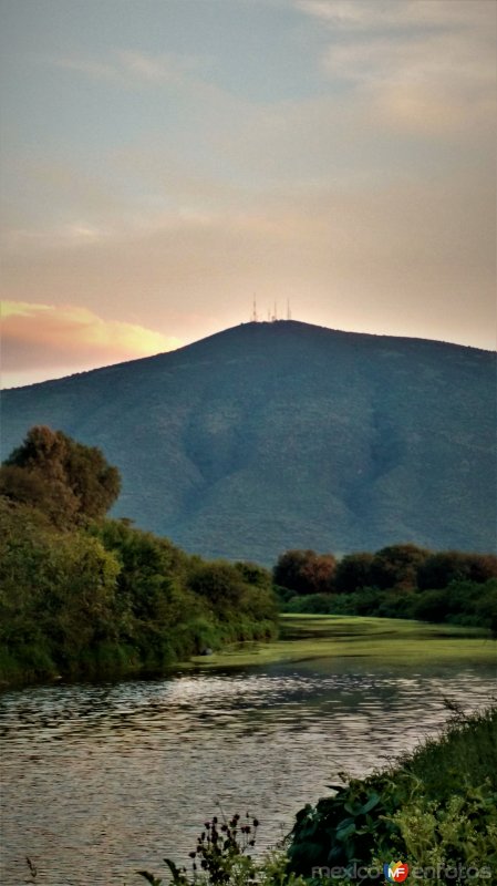 Fotos de Celaya, Guanajuato: Rio Laja y el cerro del Culiacán de fondo