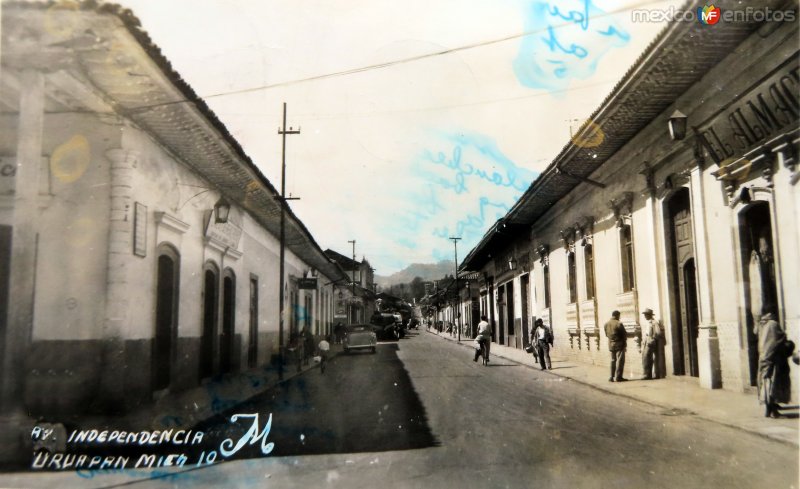 Fotos de Uruapan, Michoacán: Avenida Independencia. ( Circulada el 21 de Julio de 1955 ).