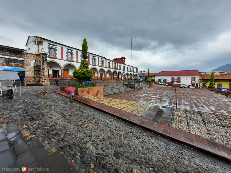 Fotos de Tlalpujahua, Michoacán: Plazuela de Borda