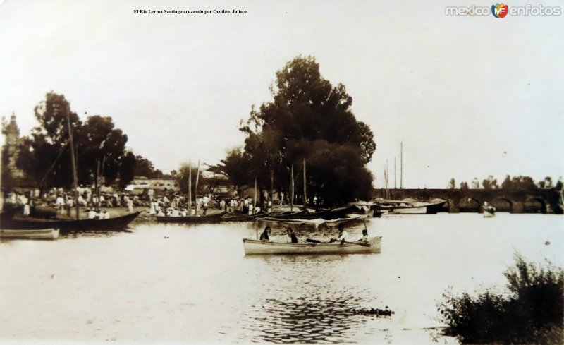 Fotos de Ocotlán, Jalisco: El Rio Lerma Santiago cruzando por Ocotlán, Jalisco ( Circulada el 22 de Septiembre de 1924 ).