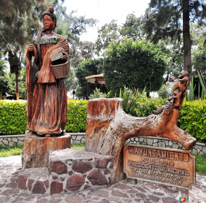 Fotos de Santa María Del Río, San Luis Potosí: Esculturas